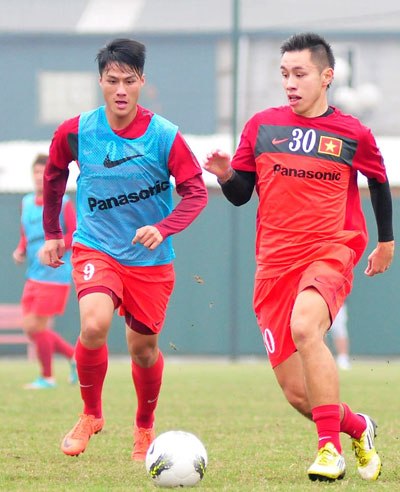 Hai cầu thủ Việt kiều gây ấn tượng mạnh ở đội tuyển