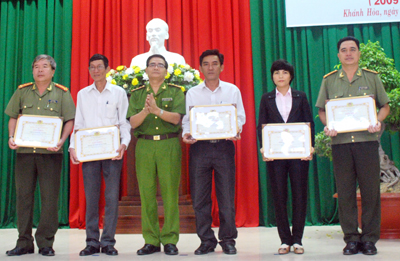 Sơ kết 3 năm thực hiện chương trình phối hợp công tác dân vận