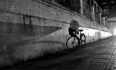 Chiếc xe đạp và mẹ