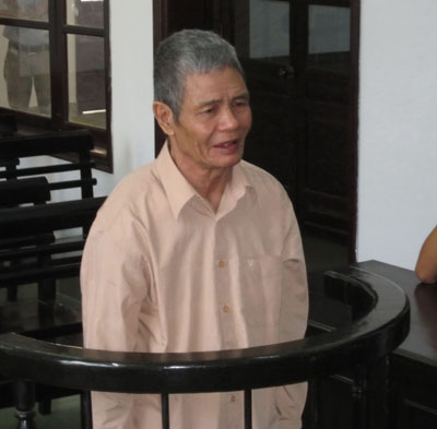 Hơn 60 tuổi còn ra tòa vì ma túy