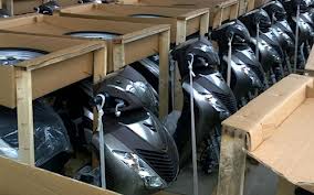 Năm 2012: Nhập khẩu xe máy giảm 43%