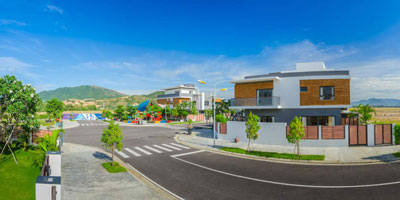 Làng nhà mẫu tại Khu đô thị Mỹ Gia.