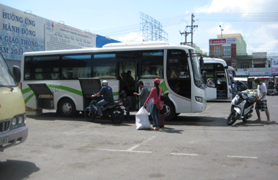 Khởi hành chuyến xe Tết đầu tiên