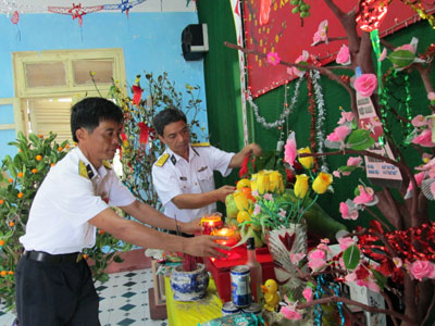 Trang trí mâm ngũ quả đón Tết.