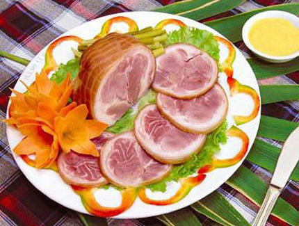 Món ăn: Muối chân giò chuẩn bị đón Tết