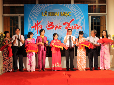 Khai mạc Hội báo xuân Quý Tỵ năm 2013