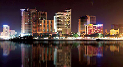 Yêu Nha Trang qua… facebook