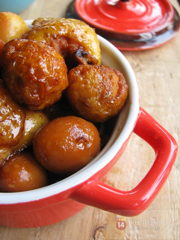 Món ăn: Gà kho trứng cút đậm đà đưa cơm