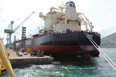 Sẽ đóng mới tàu đầu kéo, tàu chở dầu và tàu chở container