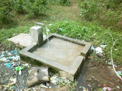 Lãng phí nước sạch