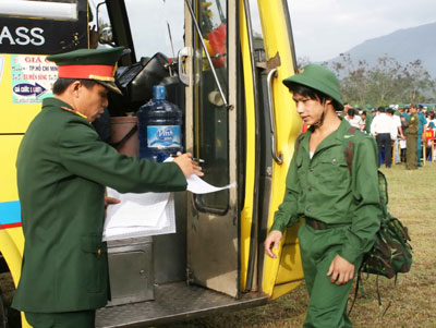 Niềm tin ngày các anh lên đường