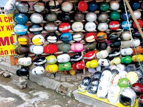 Thủ tướng Chính phủ chỉ thị tăng cường quản lý sản xuất, kinh doanh và sử dụng mũ bảo hiểm