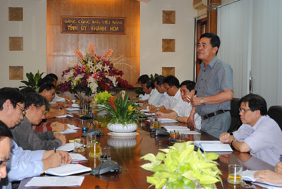 Quang cảnh buổi làm việc.