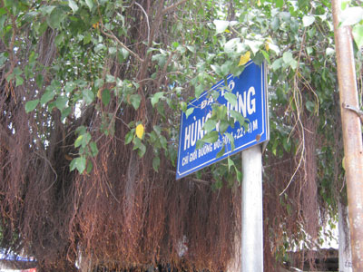 Tên đường bị che khuất