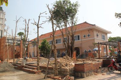 Không trái luật định