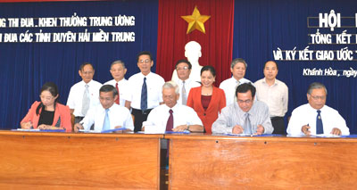 Khánh Hòa dẫn đầu cụm thi đua các tỉnh Duyên hải miền Trung