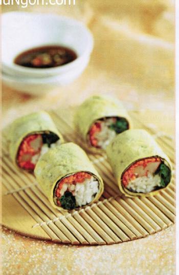 Món ăn: Trứng Cuốn Rong Biển