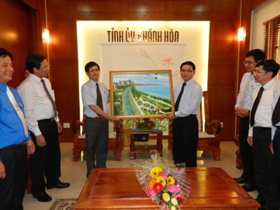 Tiếp đoàn đại biểu Trung ương Đoàn Thanh niên Nhân dân Cách mạng Lào