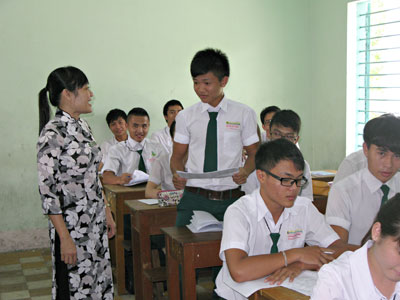 Năm học 2013 - 2014, học phí tăng gấp đôi