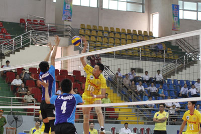 Tham gia vòng 1 Giải vô địch quốc gia PV OIL 2013