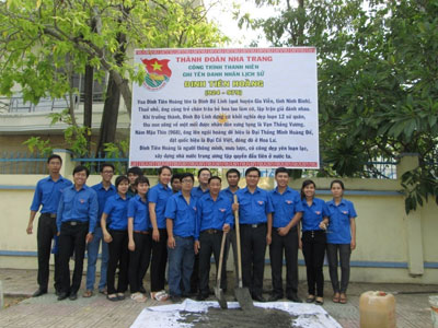 Gắn bảng tiểu sử danh nhân trên các tuyến đường