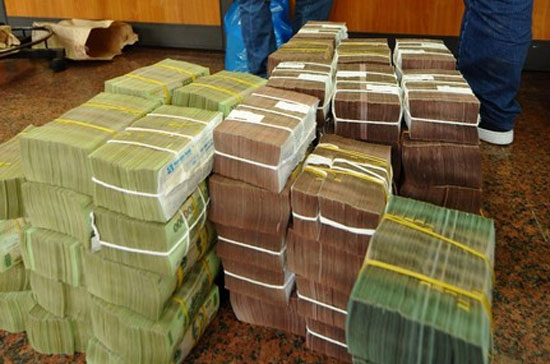 Lãi suất liên ngân hàng tăng ở một số kỳ hạn