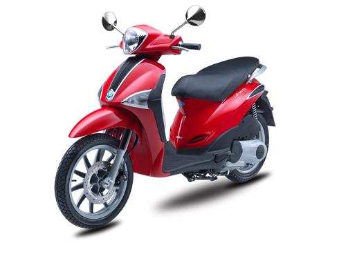 Piaggio Liberty động cơ 3 van với màu đỏ mới.