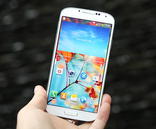 Samsung Galaxy S4 trắng xuất hiện tại Việt Nam