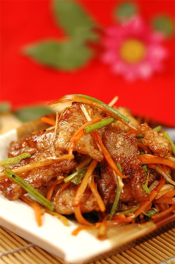 Món ăn: Thịt chiên xào rau củ