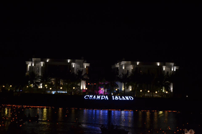 Đêm hoa đăng tại Khu du lịch Champa Island