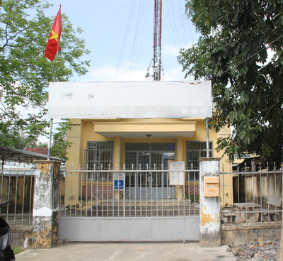  : Bưu điện văn hóa xã Khánh Nam thường xuyên đóng cửa.