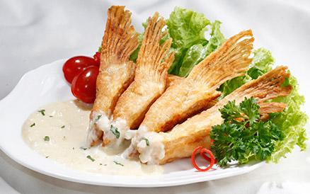 Món ăn: Vây cá hồi chiên giòn