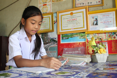 Thực hiện tốt 5 điều Bác dạy