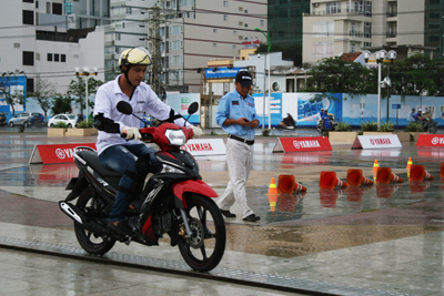 Ngày hội sinh viên với văn hóa giao thông