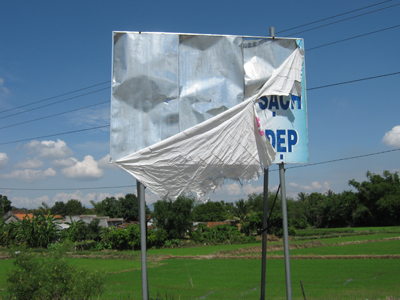 Cần thay mới pano tuyên truyền