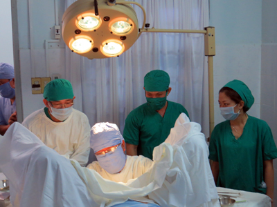 Tiếp nhận kỹ thuật cao về điều trị bệnh trĩ