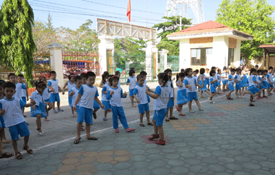 Chật vật xếp lớp đón “heo vàng”