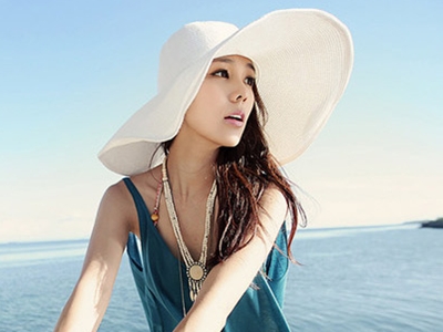 Bí quyết bảo vệ tóc khi đi biển