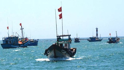 Ngư dân Khánh Hòa vững vàng bám biển Trường Sa