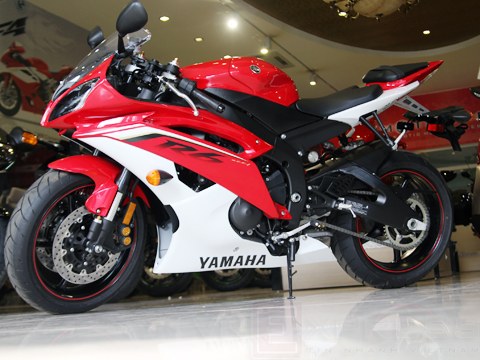 Yamaha YZF-R6 2013 mới được Motorsport đưa về Việt Nam.