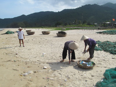 Bãi biển Đại Lãnh đã sạch hơn trước. 