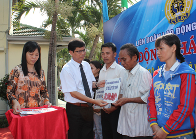 Nhiều hoạt động hướng về người lao động