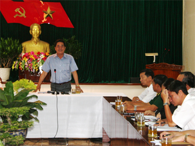 Xử lý nghiêm các đối tượng khai thác, mua bán lâm sản, khoáng sản trái phép