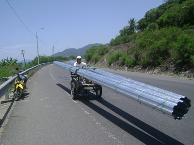 Sau hơn 3 năm bị cấm: Xe ba gác vẫn hoạt động