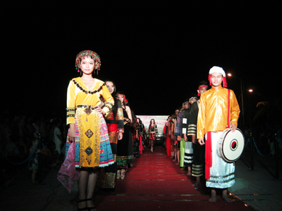 Tạo không khí sôi động cho Festival Biển