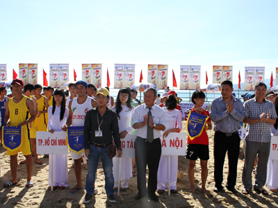 Mới lạ bóng ném bãi biển