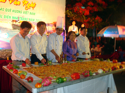 Giao lưu văn nghệ “Hát về biển đảo quê hương Việt Nam”