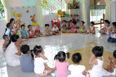 Tạo môi trường giáo dục hiệu quả cho trẻ