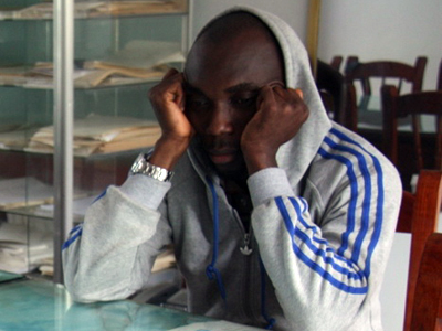 Bắt quả tang 2 người nước ngoài lừa đảo