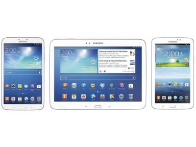 Thứ tự từ trái qua bao gồm Galaxy Tab 3 8.0; 10.1 và 7.0